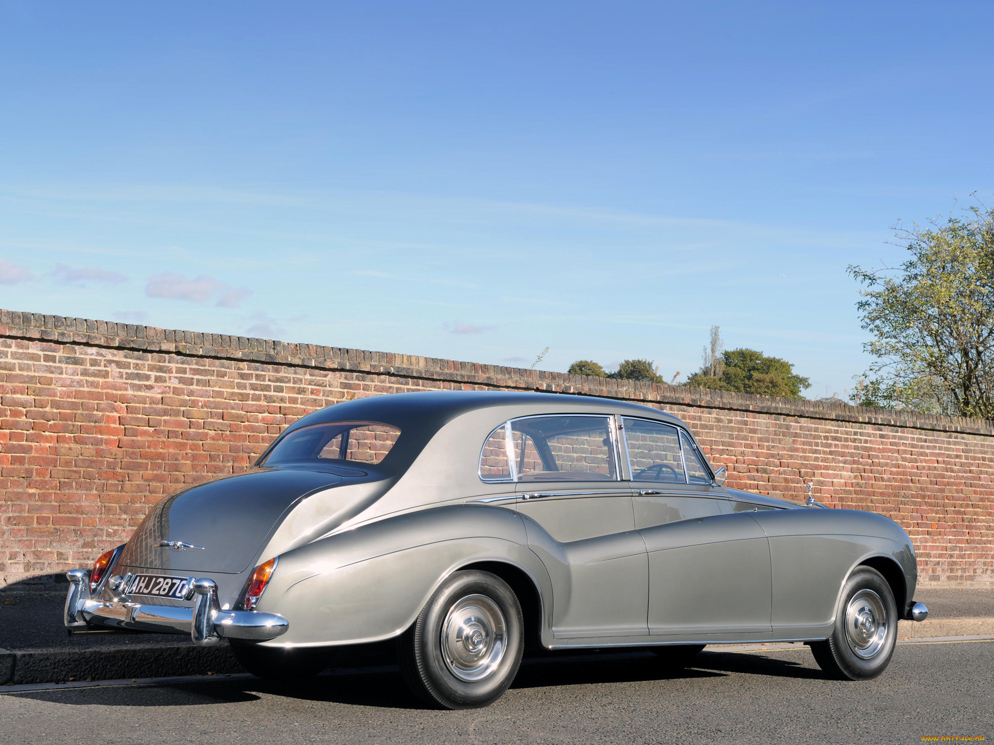 rolls-royce silver cloud lwb saloon by james young 1965, , rolls-royce, silver, cloud, lwb, saloon, james, young, 1965